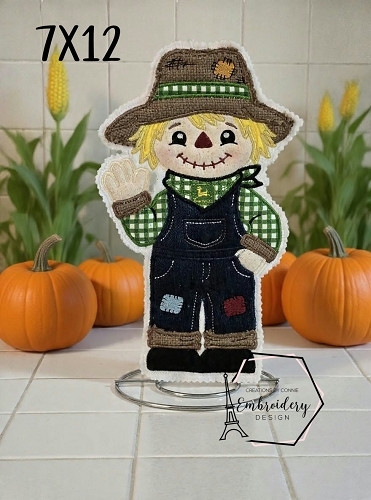 Waving Scarecrow Paper Towel Embroidery Design - 7x12